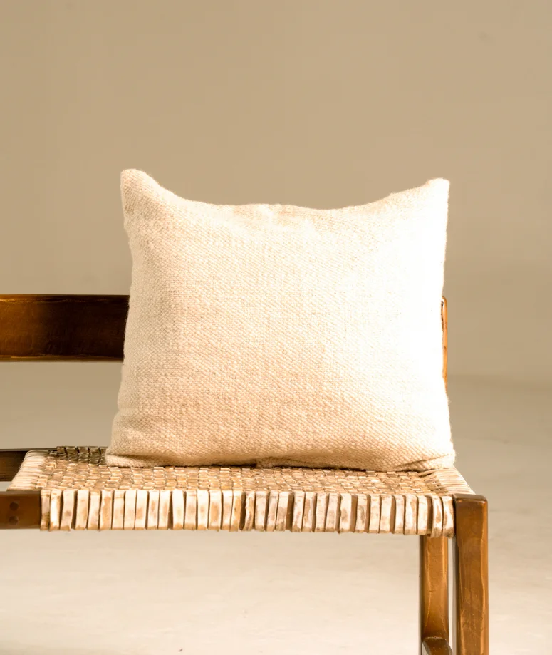 Cushion– Paz - Raw